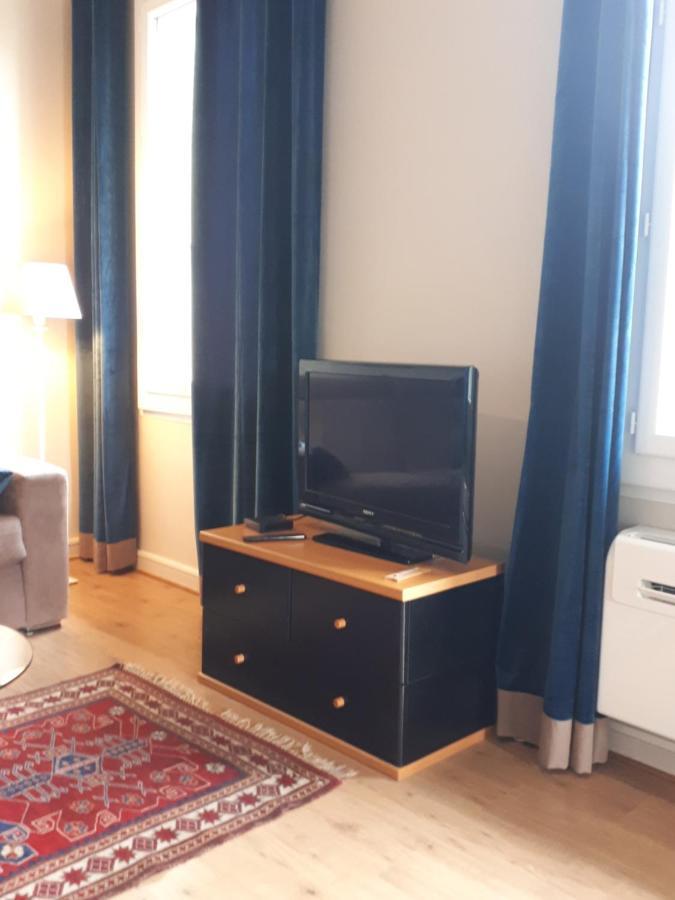 Le Petit Rochereau Daire LʼIsle-sur-la-Sorgue Dış mekan fotoğraf